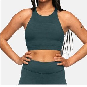 NWOT - Outdoor voices move free crop top (size m)
